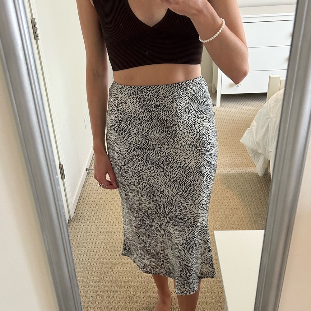 re:named Black and Beige Cheetah Midi Satin Skirt